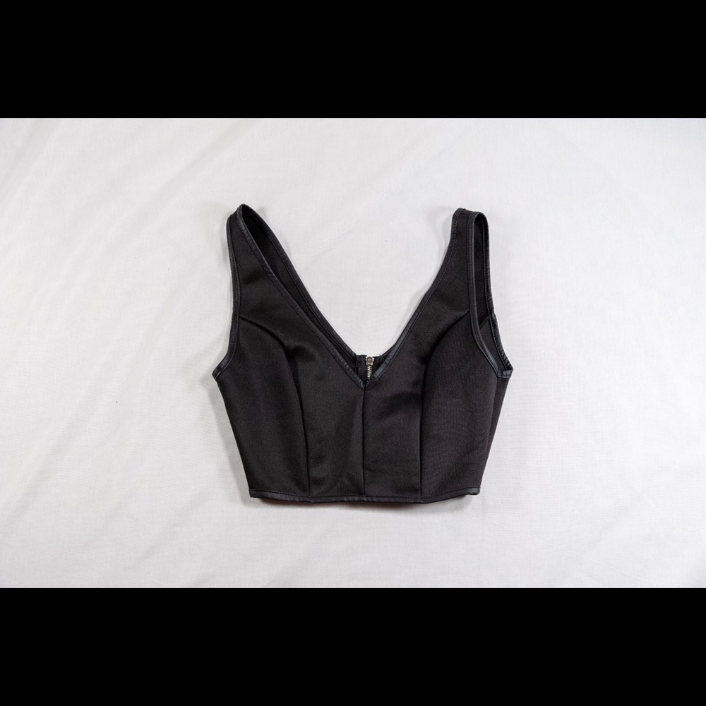 Black crop top